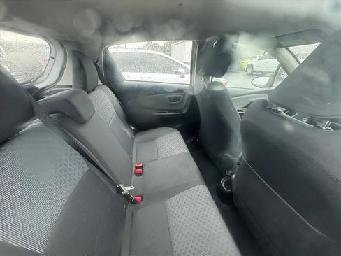 Used 2015 Toyota Yaris L FWD image 4