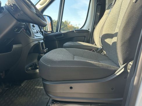 Used 2024 RAM ProMaster 3500 w/ Convenience Group image 12