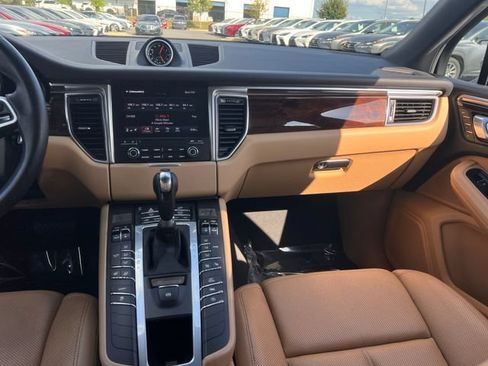 Used 2017 Porsche Macan S AWD/4WD image 14