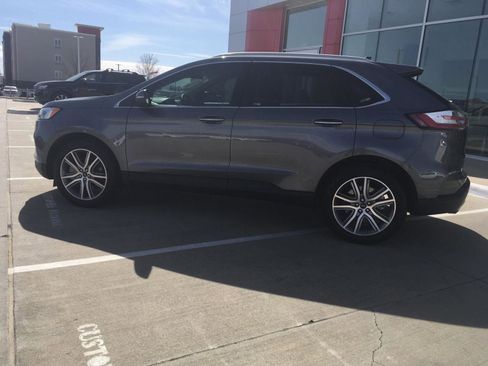 Used 2024 Ford Edge Titanium w/ Equipment Group 301A AWD/4WD image 10