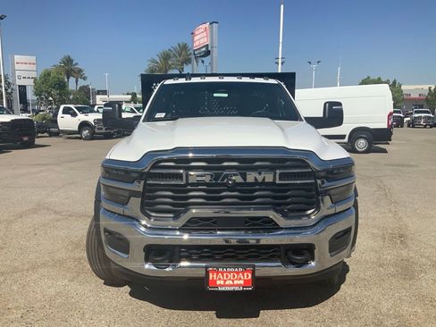 New 2025 RAM 5500 Tradesman AWD/4WD image 2