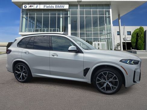 Used 2024 BMW X5 xDrive40i w/ M Sport Package AWD/4WD image 1