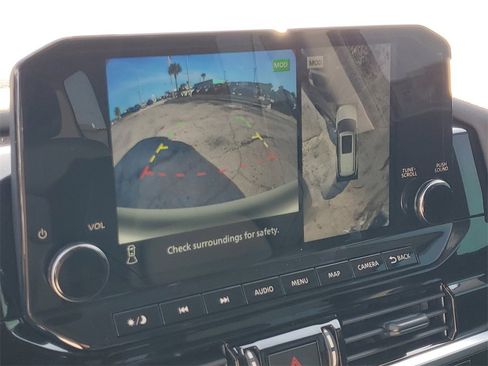 New 2025 Nissan Pathfinder SL w/ Black Appearance Package image 11