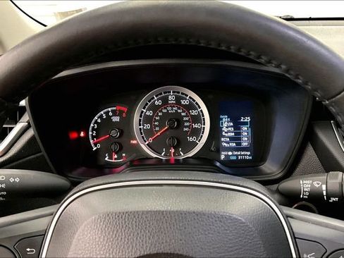 Used 2022 Toyota Corolla Cross LE w/ Moonroof Package image 29
