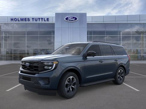 New 2026 Ford Expedition Active image 1