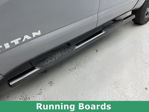 Used 2024 Nissan Titan SV image 48