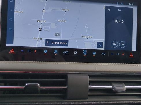 Certified 2024 Lincoln Corsair Reserve w/ Equipment Group 201A image 17