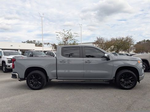 Used 2024 Chevrolet Silverado 1500 LT image 2