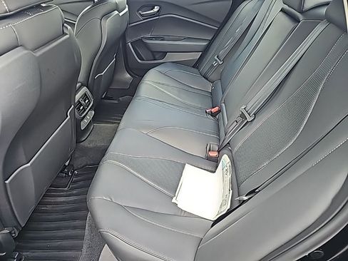 Used 2025 Acura TLX Technology Package image 9