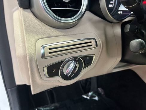 Used 2018 Mercedes-Benz C 300 Sedan image 21