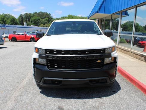 Used 2020 Chevrolet Silverado 1500 W/T w/ WT Value Package AWD/4WD image 2