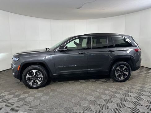 Used 2023 Jeep Grand Cherokee 4WD 4xe w/ Luxury Tech Group II image 6