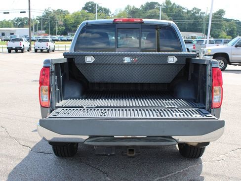 Used 2017 Nissan Frontier SV RWD image 13