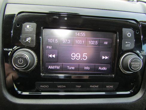 Used 2021 RAM ProMaster 1500 FWD image 26