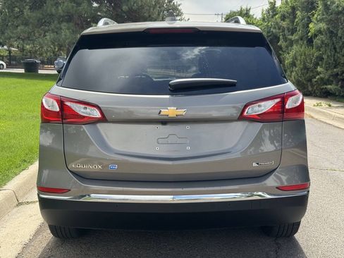 Used 2018 Chevrolet Equinox Premier FWD image 6