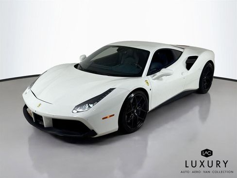 Used 2016 Ferrari 488 GTB image 2