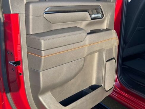 New 2026 GMC Sierra 2500 AT4 w/ AT4 Premium Plus Package AWD/4WD image 11
