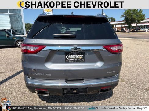 Used 2020 Chevrolet Traverse Premier w/ LPO, Floor Liner Package AWD/4WD image 3