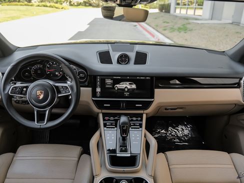 Used 2019 Porsche Cayenne AWD/4WD image 28
