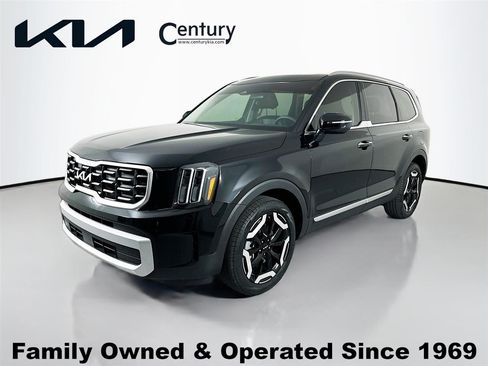 Certified 2025 Kia Telluride S AWD/4WD image 1
