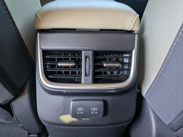 Used 2022 Subaru Legacy Premium AWD/4WD image 16