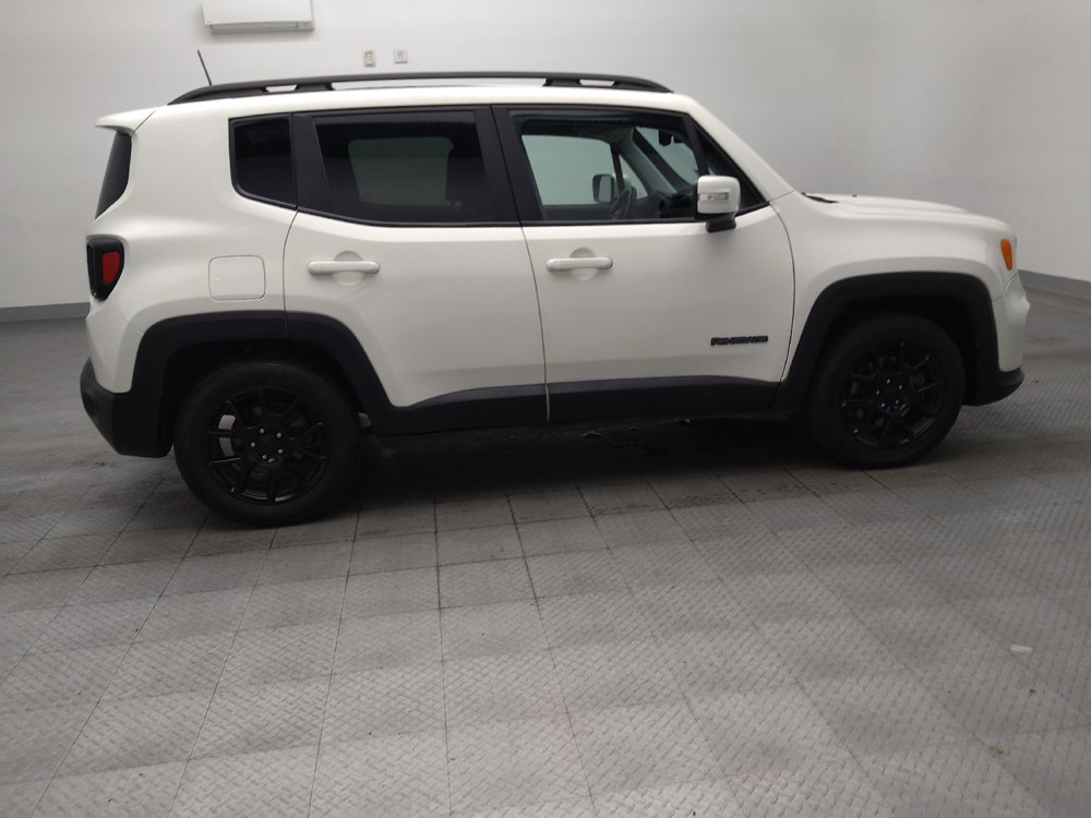 Used 2020 Jeep Renegade Altitude FWD image 10