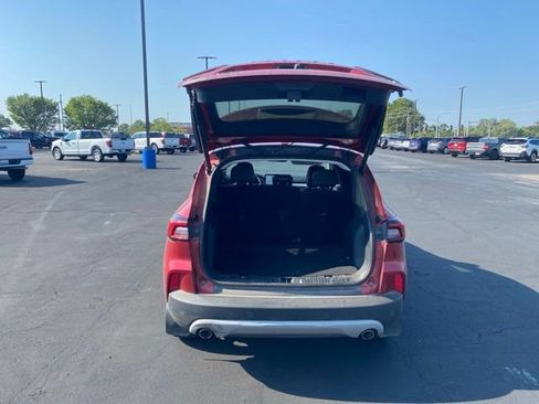 Used 2023 Ford Escape Platinum AWD/4WD image 5