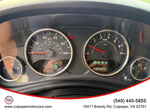 Used 2012 Jeep Wrangler Unlimited Sahara w/ Connectivity Group AWD/4WD image 17