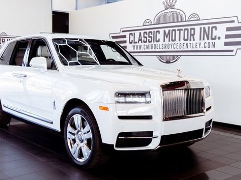 Used 2019 Rolls-Royce Cullinan image 1