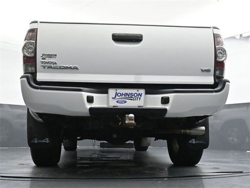 Used 2013 Toyota Tacoma 4x4 Double Cab image 26