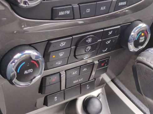 Used 2010 Ford Fusion Sport image 32