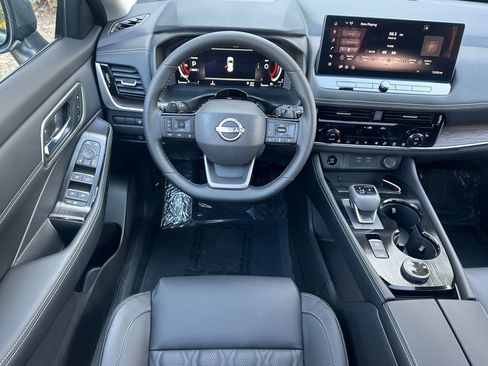 New 2026 Nissan Rogue Platinum w/ Tech Package image 11