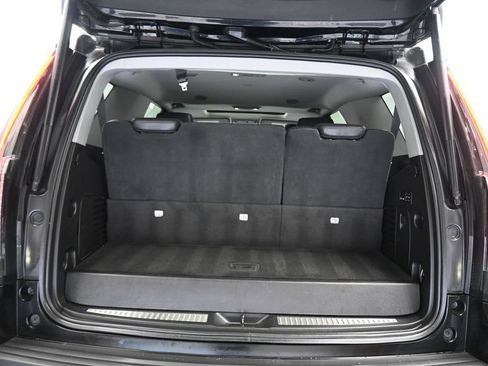 Used 2020 Cadillac Escalade Luxury w/ LPO, Radiant Package AWD/4WD image 58