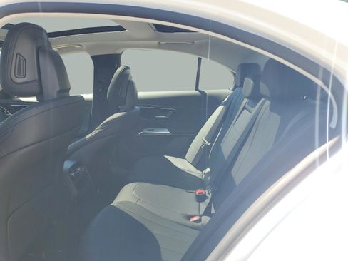 Certified 2025 Mercedes-Benz E 350 4MATIC Sedan image 5