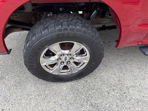 Used 2015 Ford F150 XLT w/ Equipment Group 302A Luxury AWD/4WD image 24