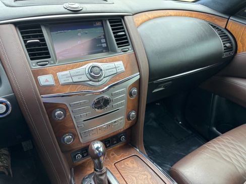Used 2016 INFINITI QX80 Limited image 36