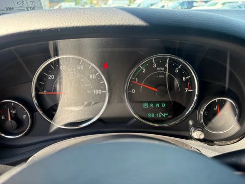 Used 2018 Jeep Wrangler Unlimited Sport w/ Connectivity Group AWD/4WD image 39