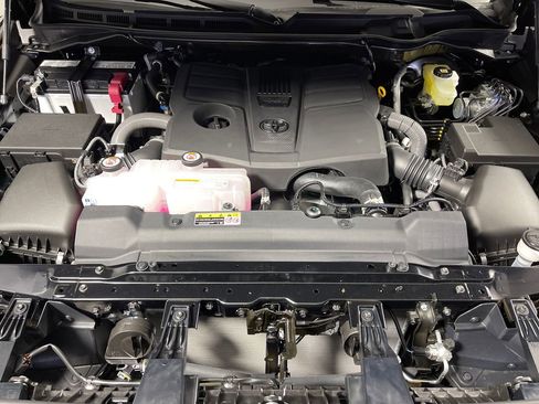 New 2026 Toyota Tundra SR5 AWD/4WD image 9