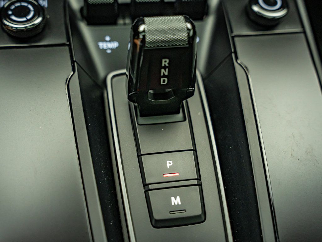 Certified 2024 Porsche 911 Carrera 4 GTS AWD/4WD image 38