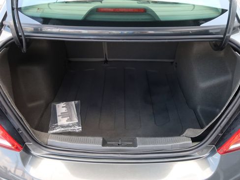 Used 2019 Chevrolet Sonic LT FWD image 10