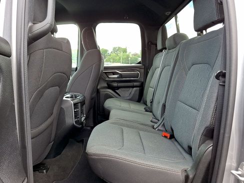 Used 2022 RAM 1500 Big Horn AWD/4WD image 40