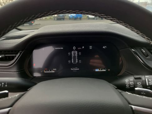 New 2026 Jeep Grand Cherokee Altitude image 26