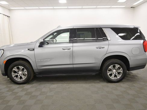 Used 2024 GMC Yukon SLE image 4
