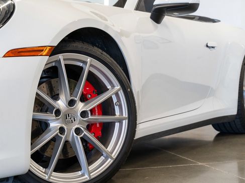 Used 2020 Porsche 911 Carrera S RWD image 25