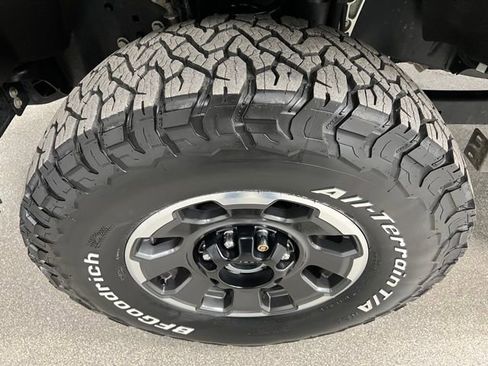 Used 2024 Ford F350 Lariat w/ Lariat Ultimate Package image 13