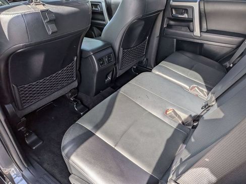 Used 2022 Toyota 4Runner Limited AWD/4WD image 32