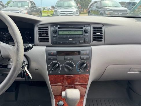 Used 2007 Toyota Corolla LE FWD image 2