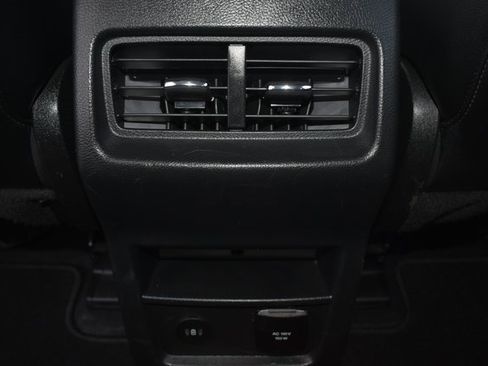 Used 2024 Ford Edge Titanium image 36