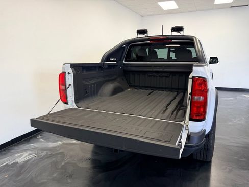Used 2020 Chevrolet Colorado ZR2 w/ ZR2 Dusk Special Edition AWD/4WD image 6