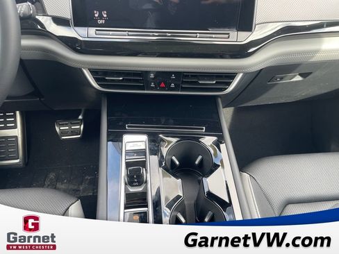 New 2026 Volkswagen Atlas Peak Edition image 18